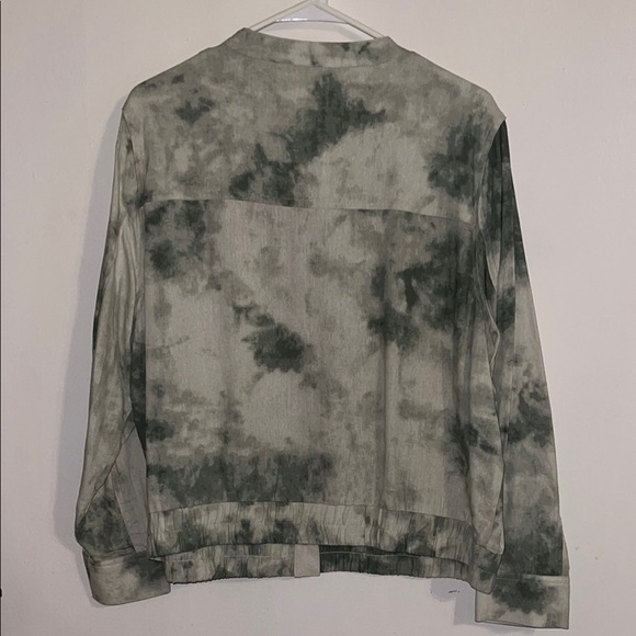🌹NWOT:Cato Green Tie-Dye Button-Up Jacket - Picture 5 of 6